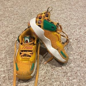 Damien Lillard Addis’s kids basketball Lego shoes